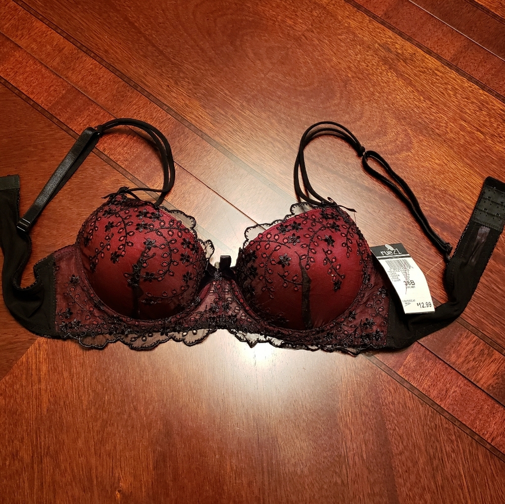 Juniors Rue 21 Fashion Bra (bra only) Burgundy